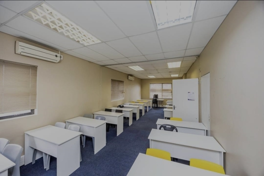 13 Bedroom Property for Sale in Belgravia Eastern Cape